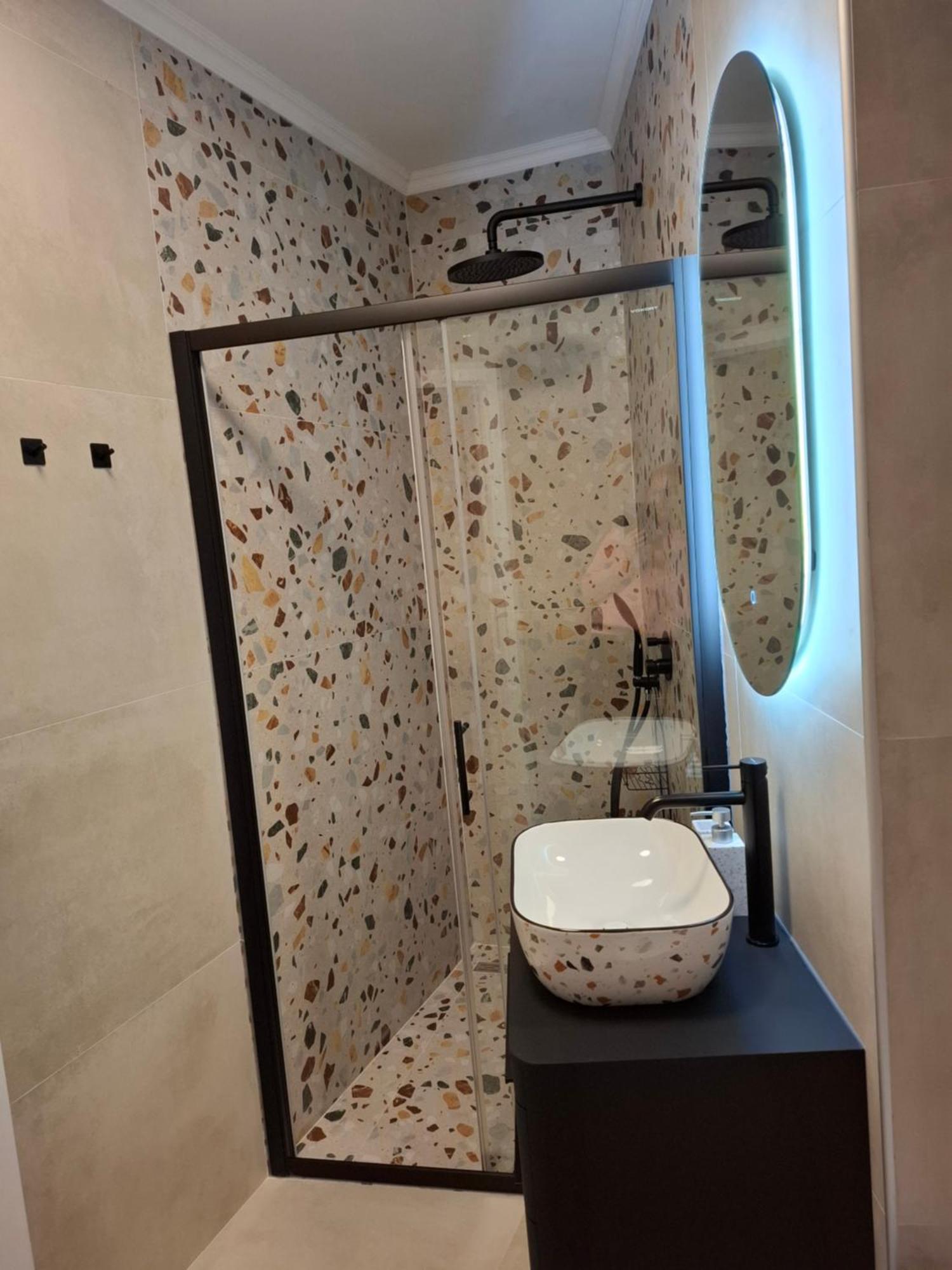 Ap Downtown Apartment โรวีน ภายนอก รูปภาพ